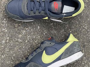 Nike trainers SH777